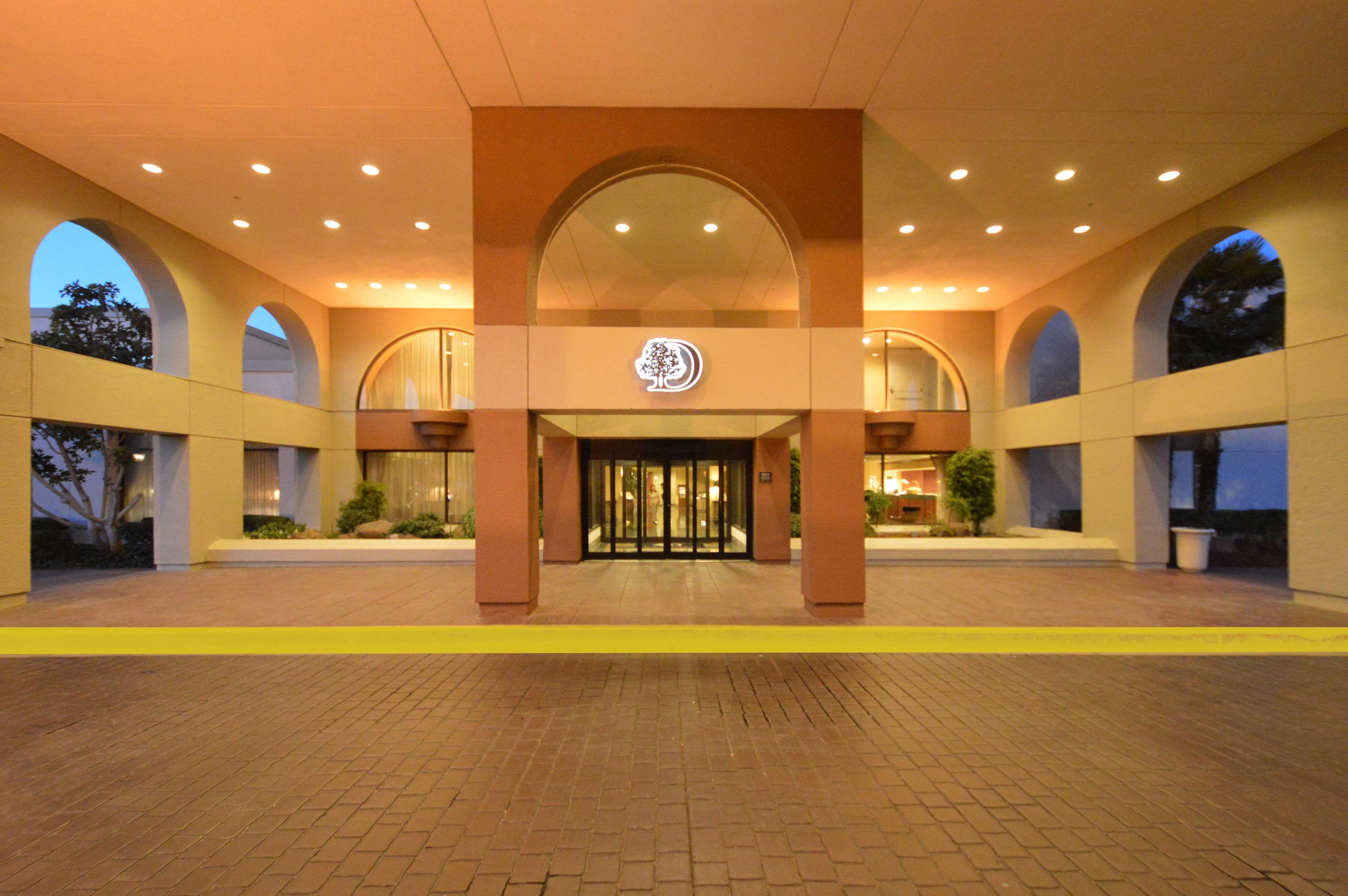 Hotel Doubletree By Hilton Newark-Fremont Extérieur photo