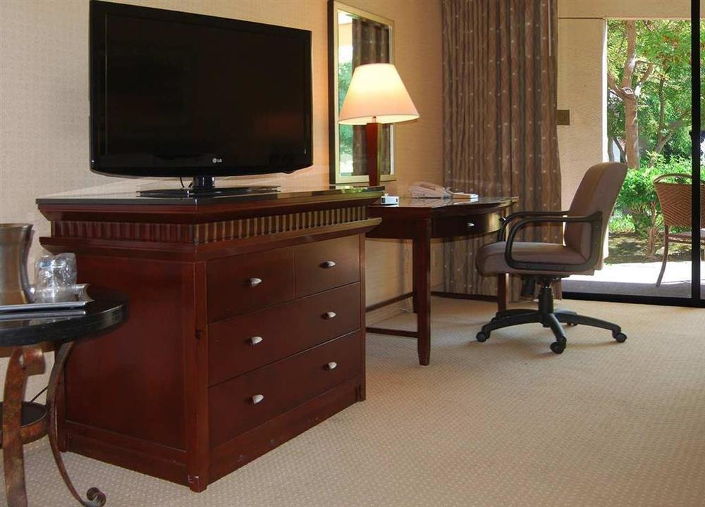 Hotel Doubletree By Hilton Newark-Fremont Chambre photo