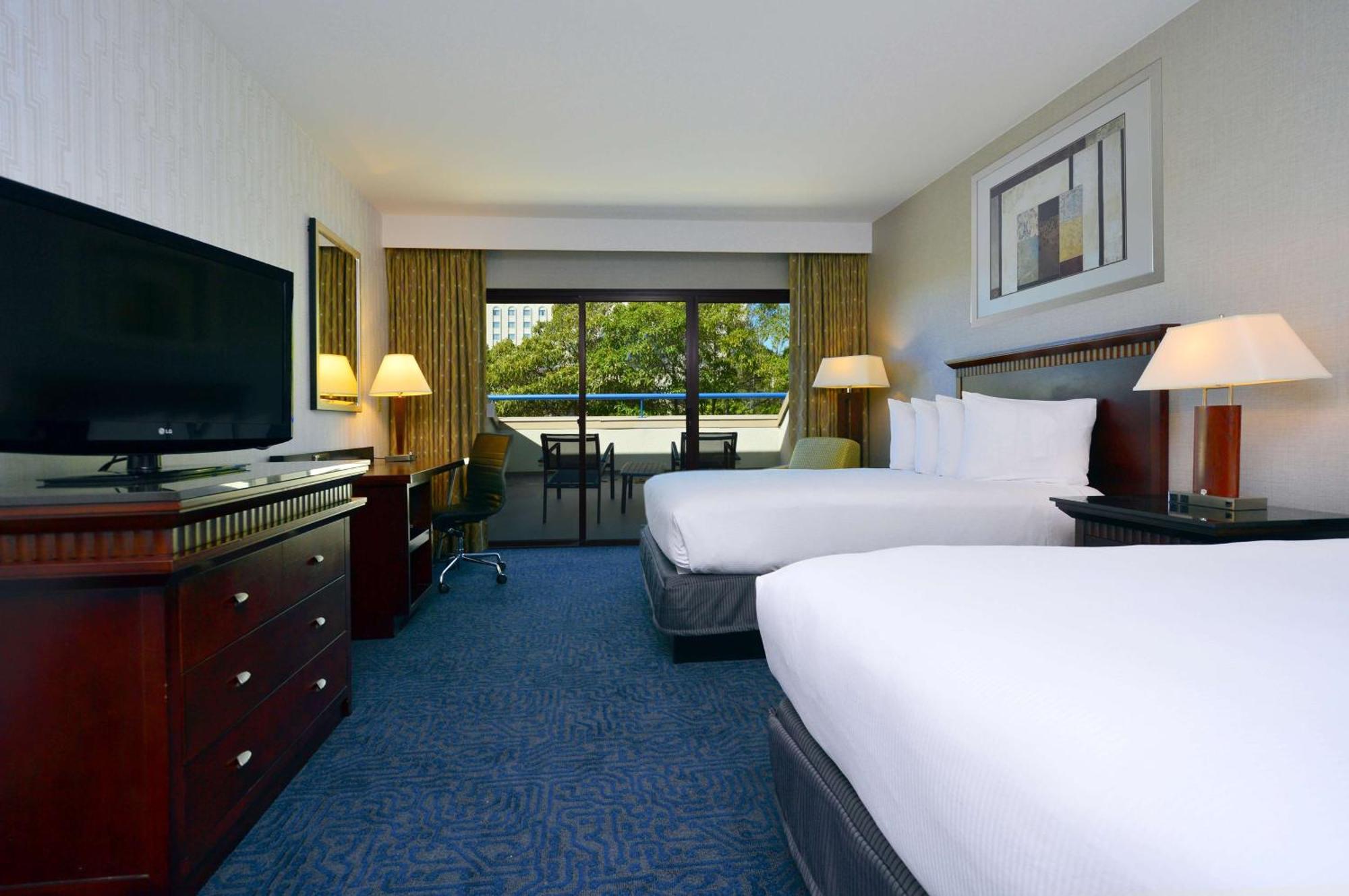 Hotel Doubletree By Hilton Newark-Fremont Extérieur photo