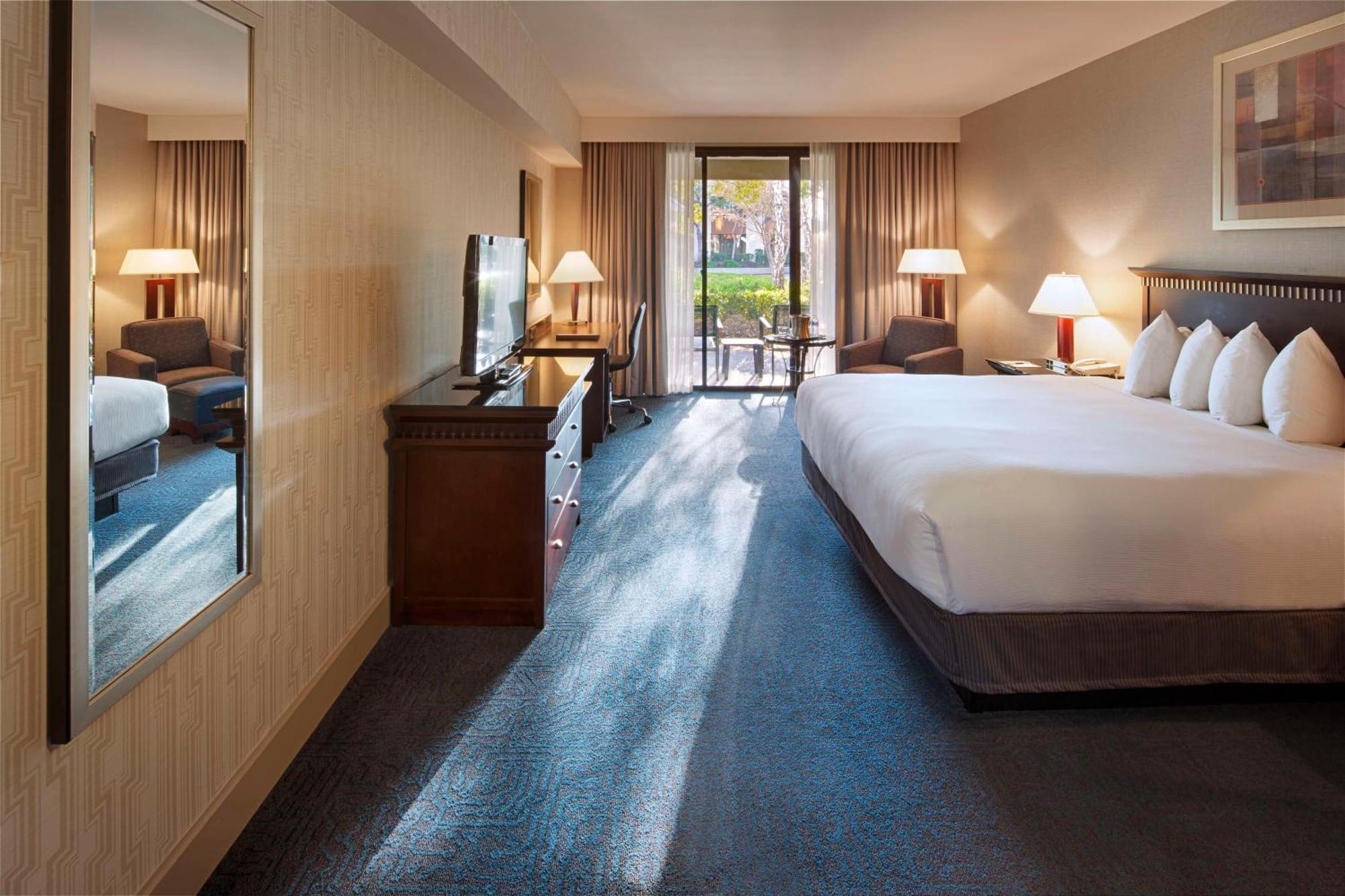 Hotel Doubletree By Hilton Newark-Fremont Extérieur photo