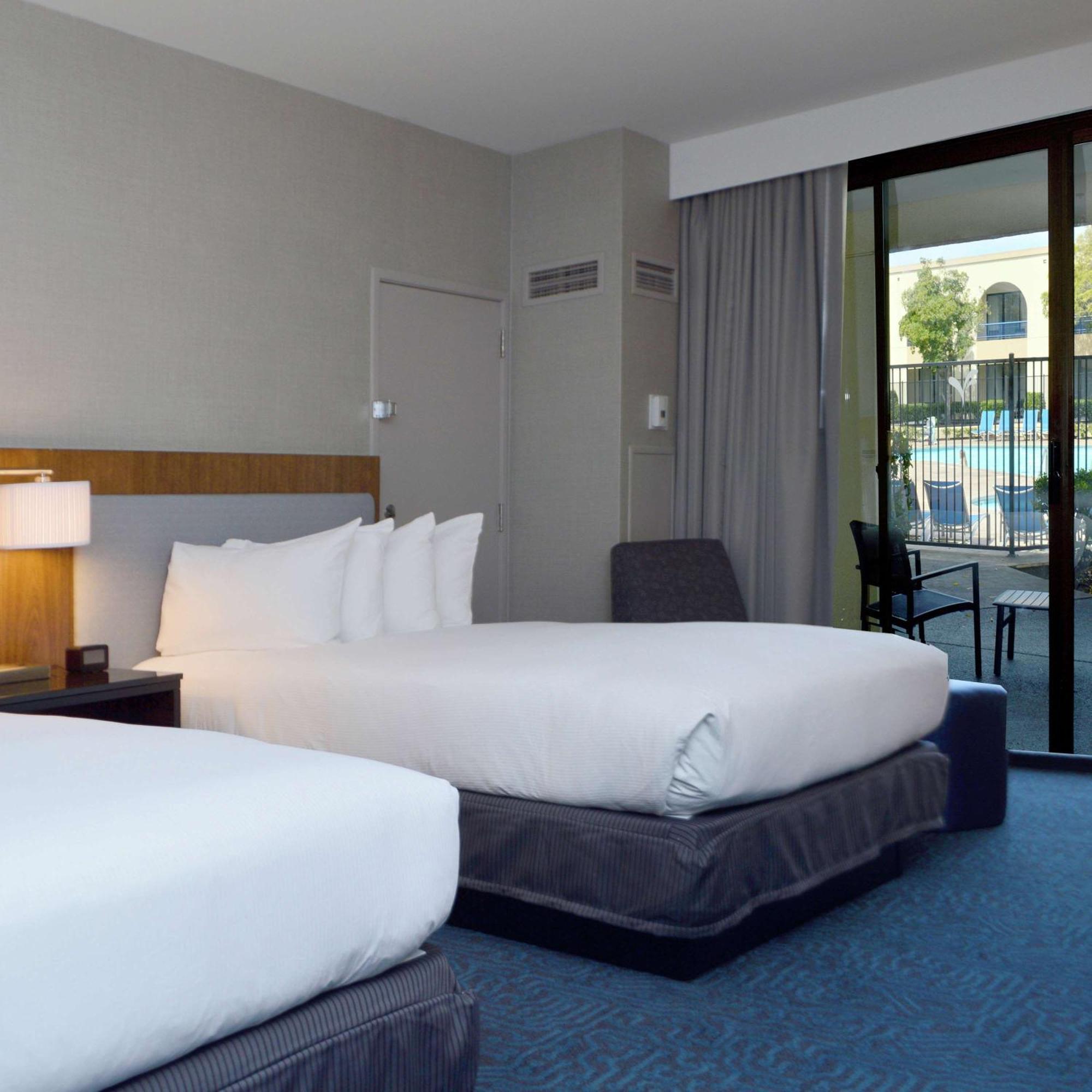 Hotel Doubletree By Hilton Newark-Fremont Extérieur photo