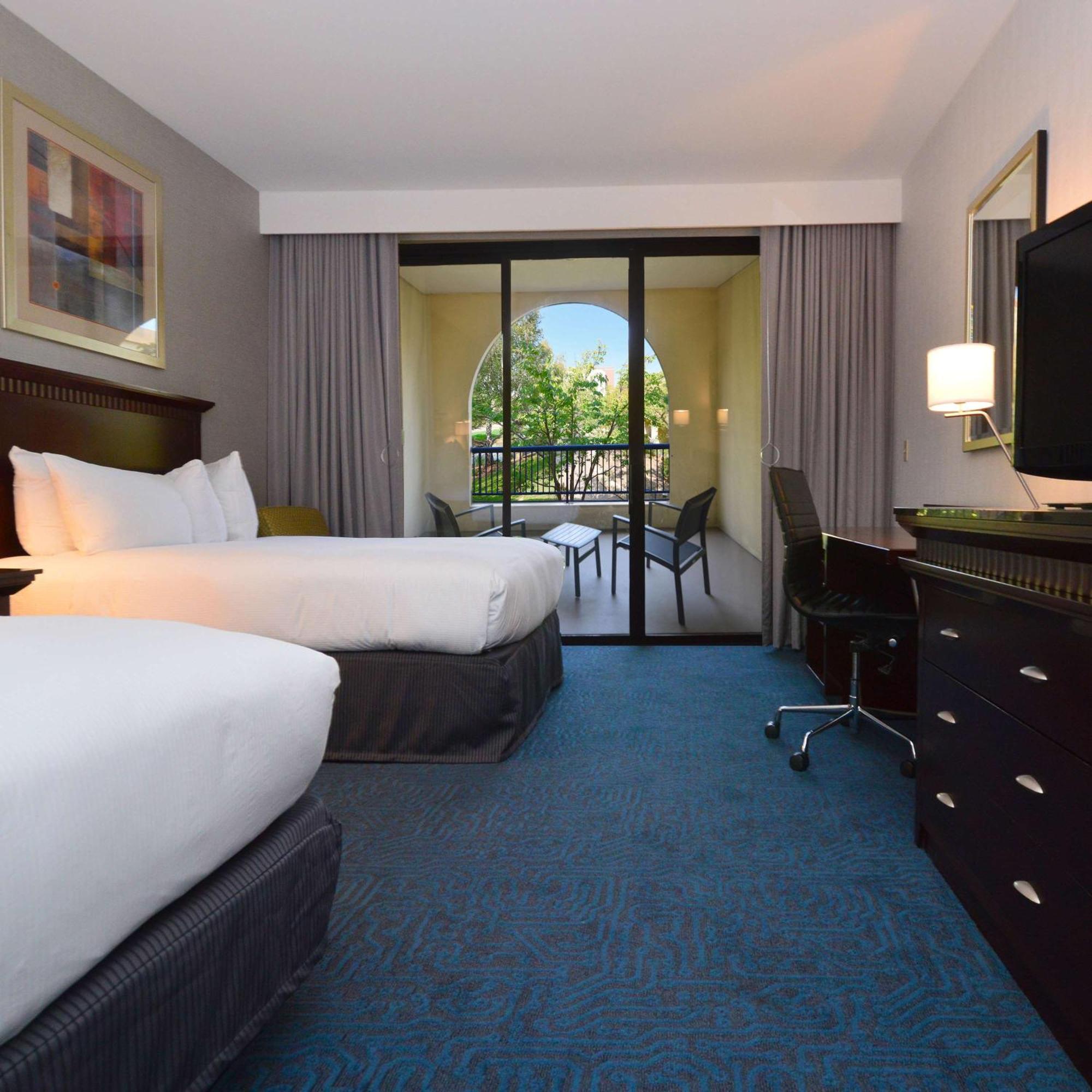 Hotel Doubletree By Hilton Newark-Fremont Extérieur photo