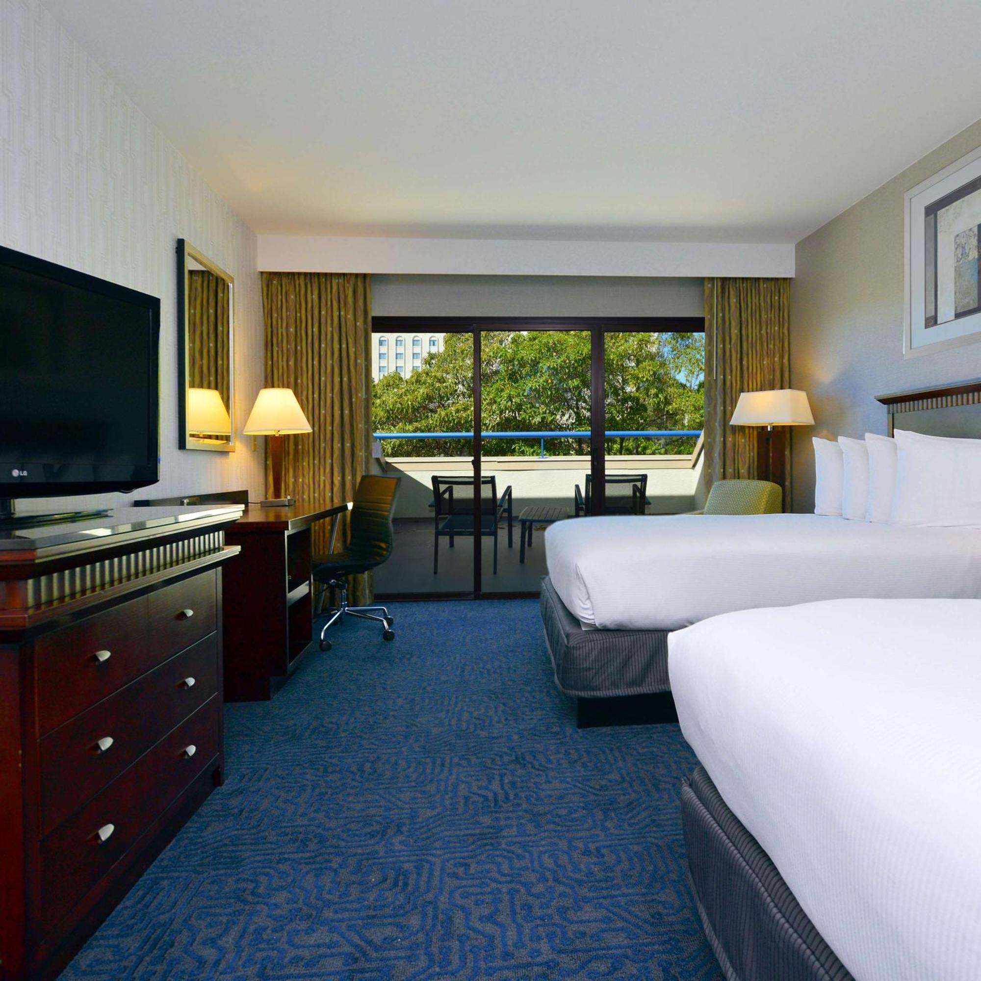 Hotel Doubletree By Hilton Newark-Fremont Extérieur photo