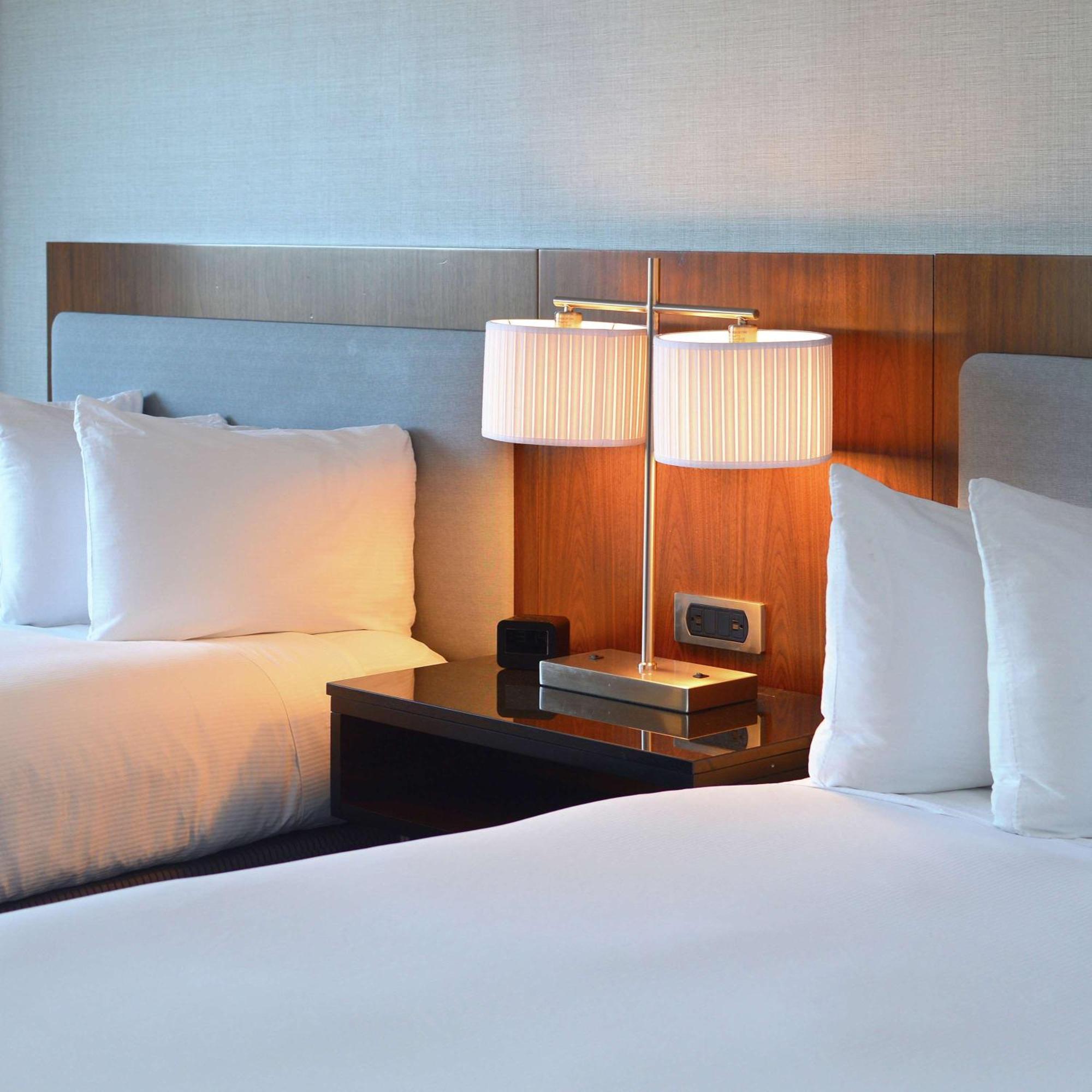 Hotel Doubletree By Hilton Newark-Fremont Extérieur photo